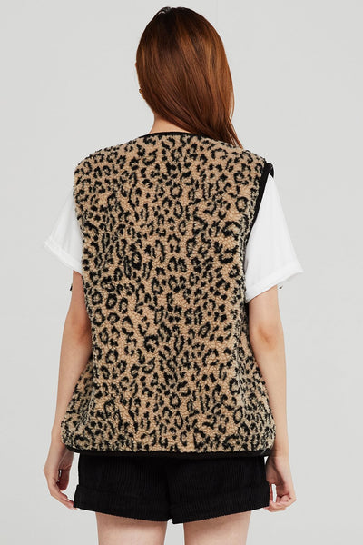 Ruby Borg Vest in Leopard