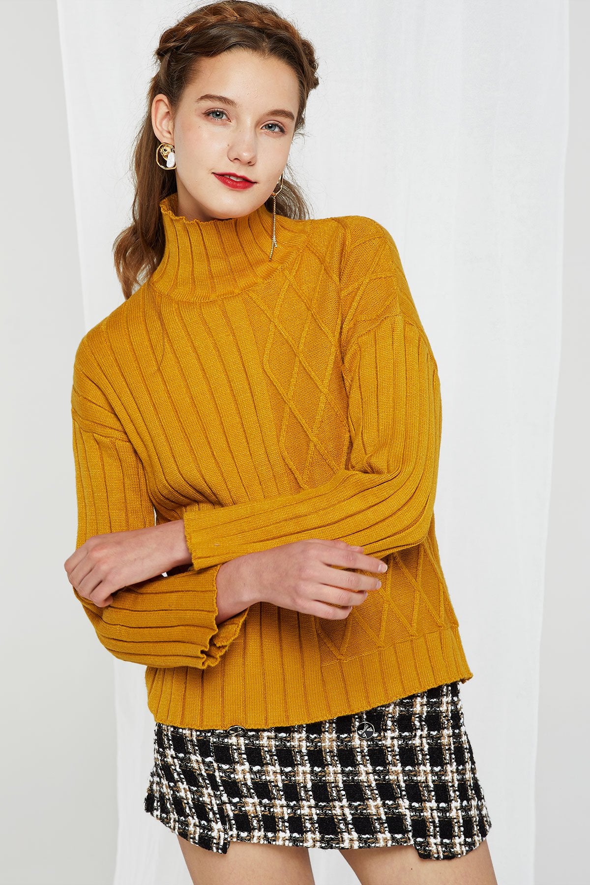 Josefina Asymmetrical Pattern Turtleneck-2 Colors